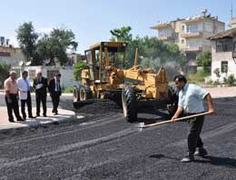 Manavgat'ta yol çalışmaları sürüyor